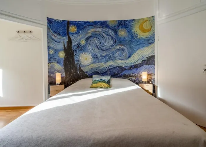 L\'Isle D\'Or - La Nuit Etoilee - 2Eme Etage -